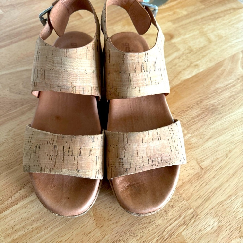 Gentle Souls by Kenneth Cole Women's Lori Platform Sandals Size 7.5 - Picture 10 of 15